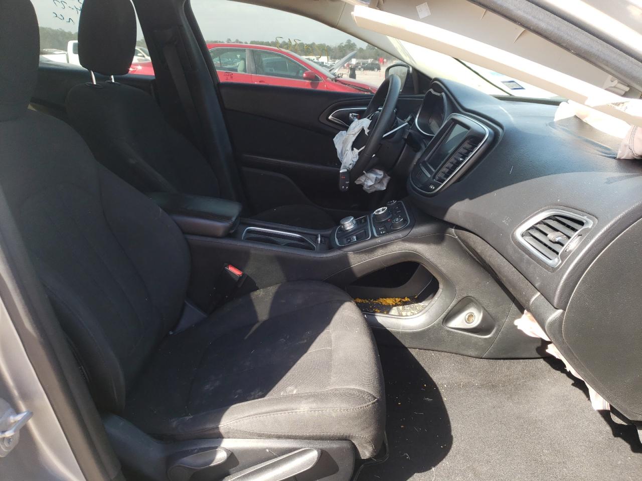 Photo 5 from auction – 2016 CHRYSLER 200 LIMITE with VIN 1C3CCCABXGN169272