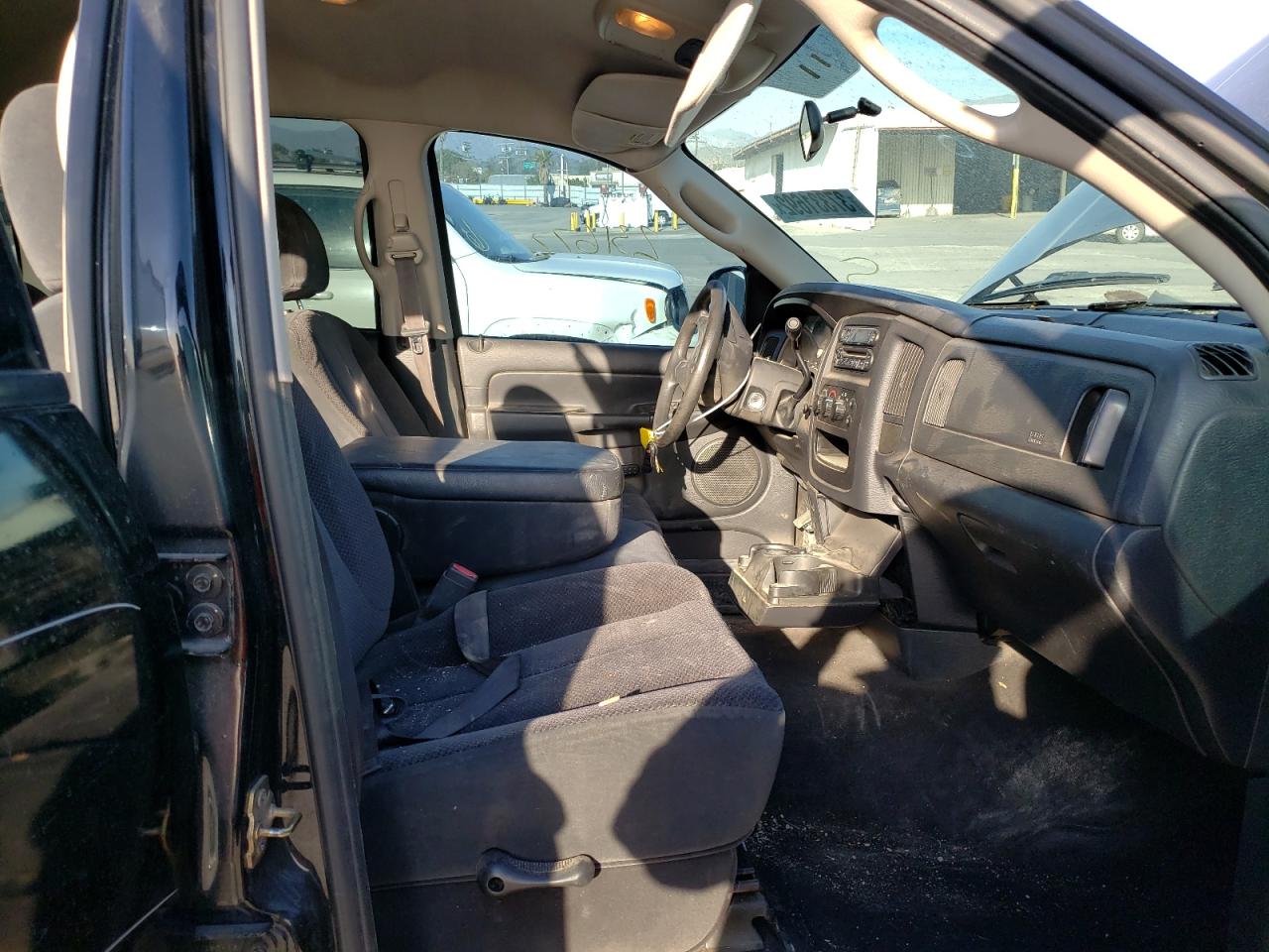 Photo 5 from auction – 2003 DODGE RAM 1500 S with VIN 1D7HA18D03S252827