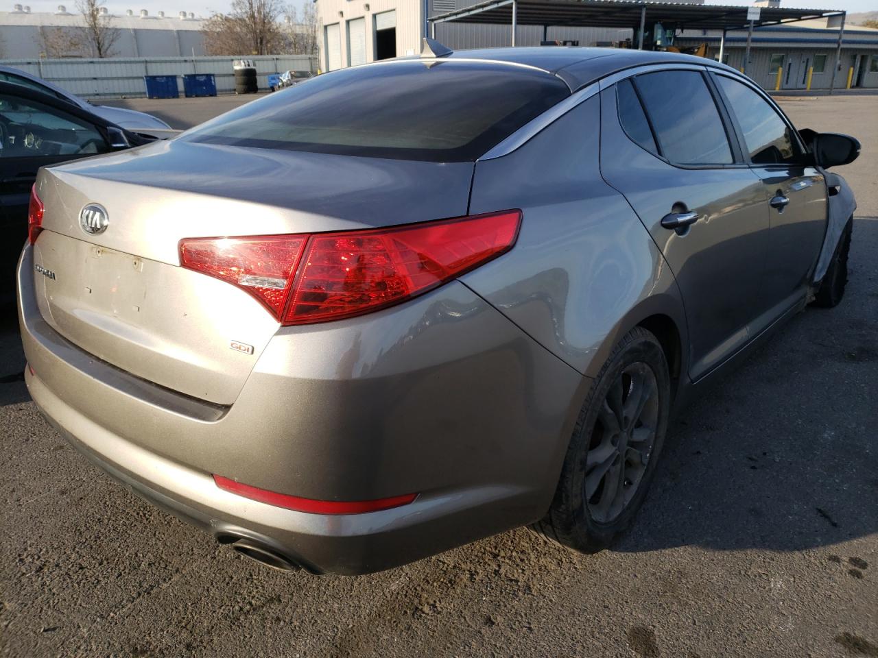 Photo 4 from auction – 2013 KIA OPTIMA LX with VIN 5XXGM4A79DG165569