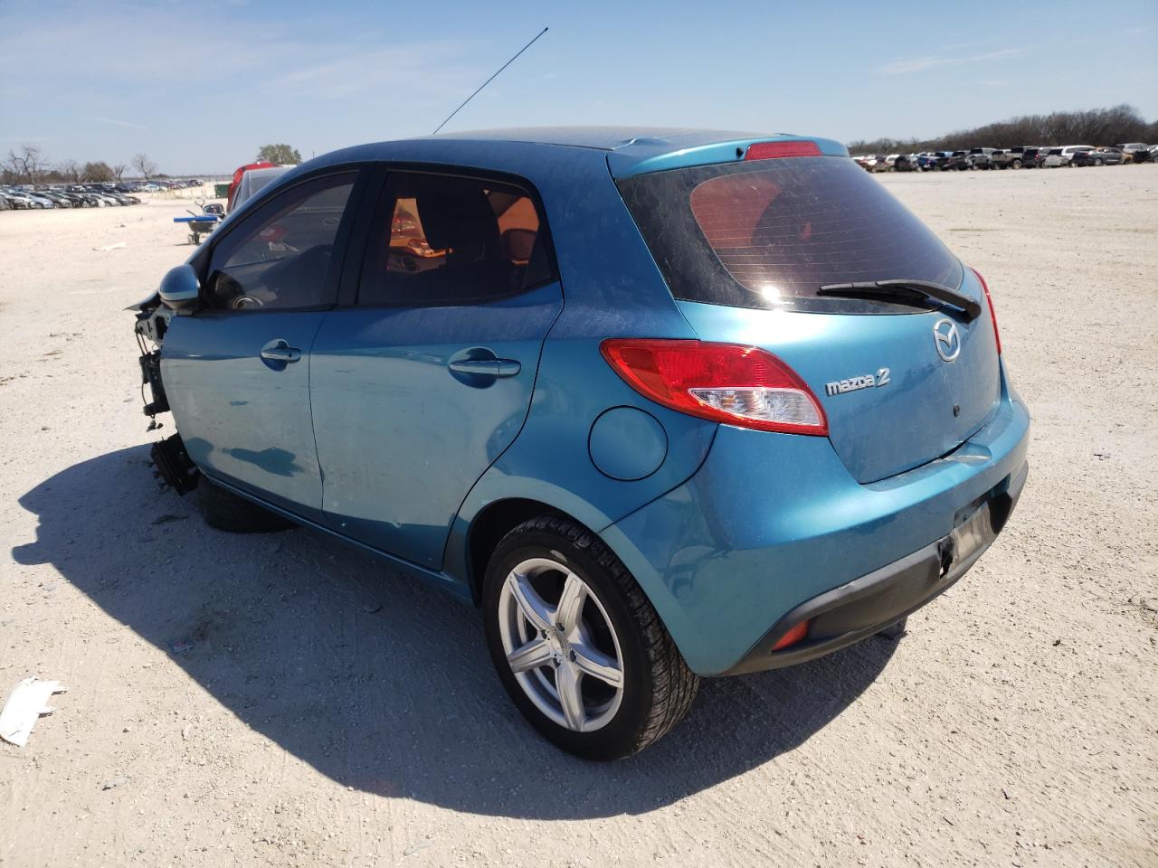 Photo 3 from auction – 2012 MAZDA MAZDA2 with VIN JM1DE1KY1C0151137