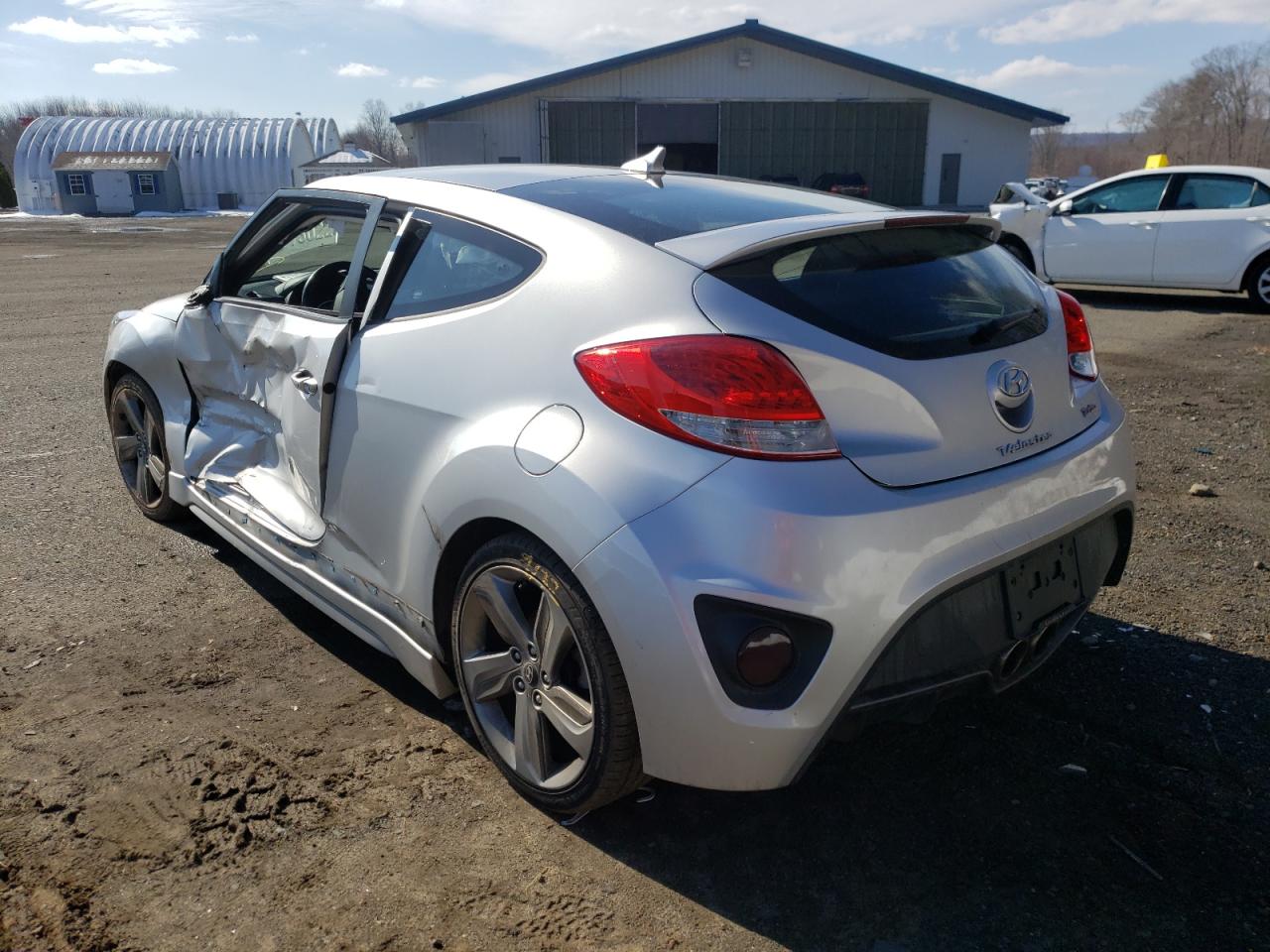 Photo 3 from auction – 2013 HYUNDAI VELOSTER T with VIN KMHTC6AE7DU128165