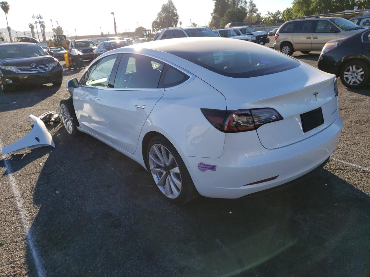 Photo 3 from auction – 2019 TESLA MODEL 3 with VIN 5YJ3E1EB9KF437093