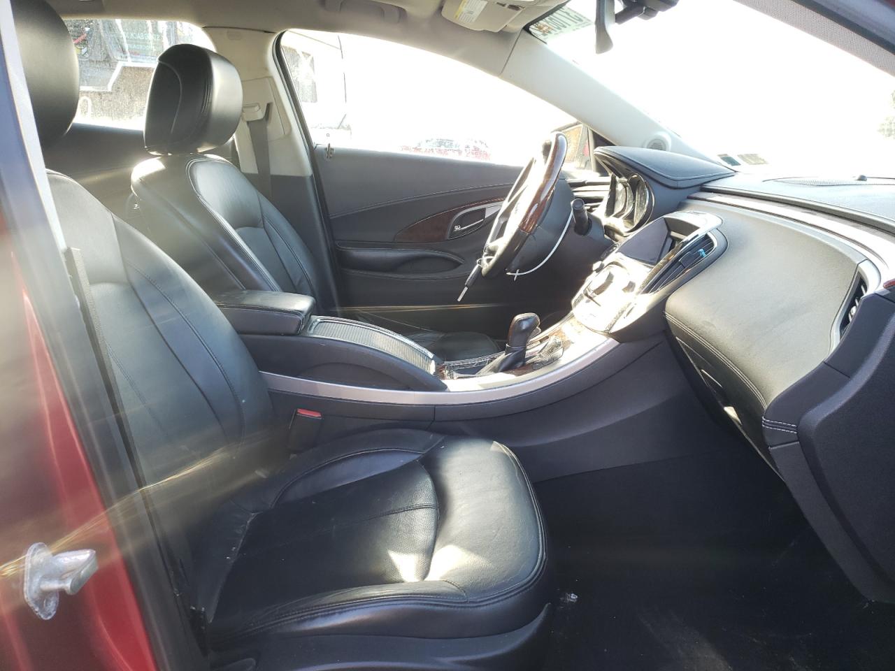 Photo 5 from auction – 2010 BUICK LACROSSE C with VIN 1G4GD5EGXAF146633