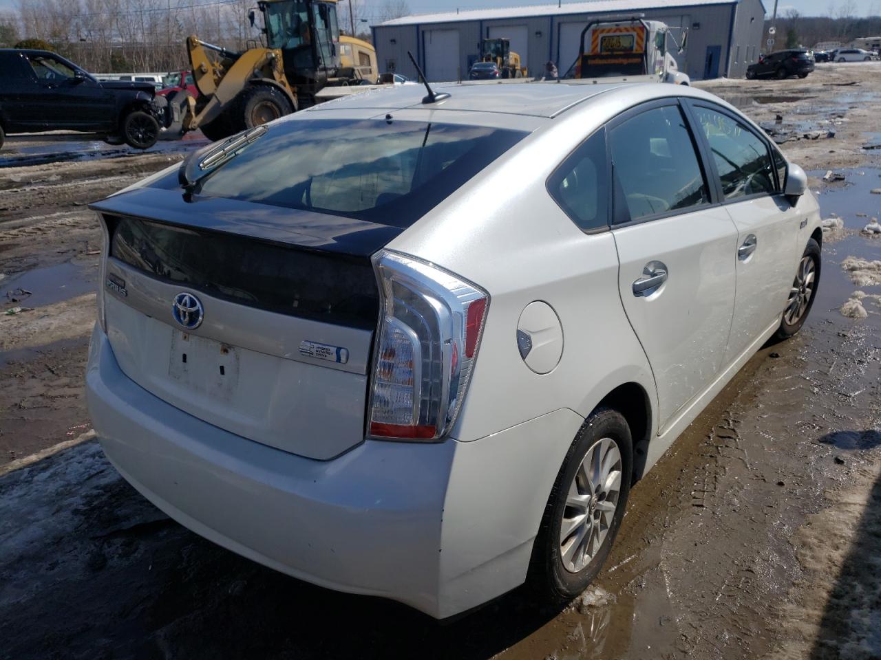 Photo 4 from auction – 2013 TOYOTA PRIUS PLUG with VIN JTDKN3DP6D3040820