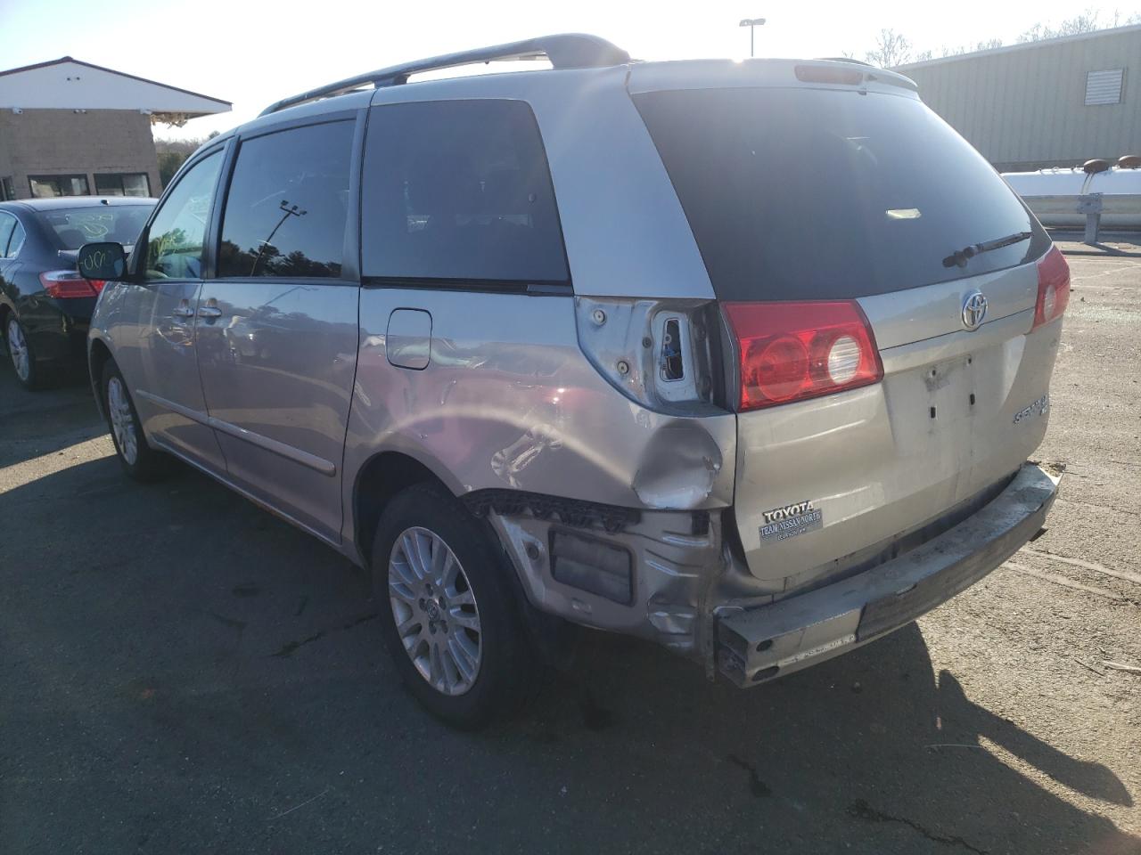 Photo 3 from auction – 2008 TOYOTA SIENNA LE with VIN 5TDBK23C48S019955