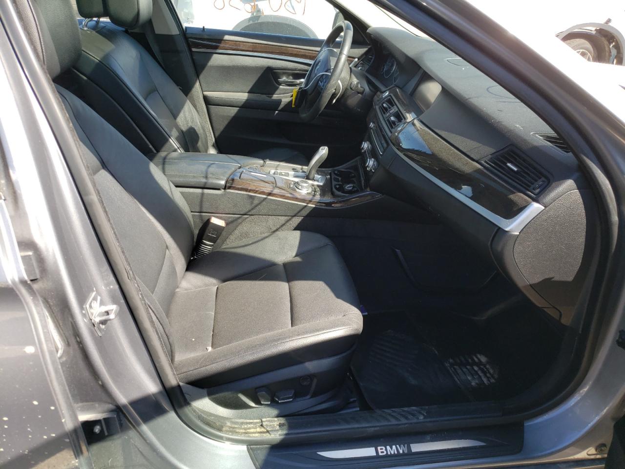 Photo 5 from auction – 2012 BMW 528 I with VIN WBAXG5C52CDY29421