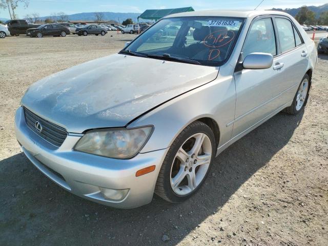 Photo 2 from auction – 2001 LEXUS IS 300 with VIN JTHBD182110021108