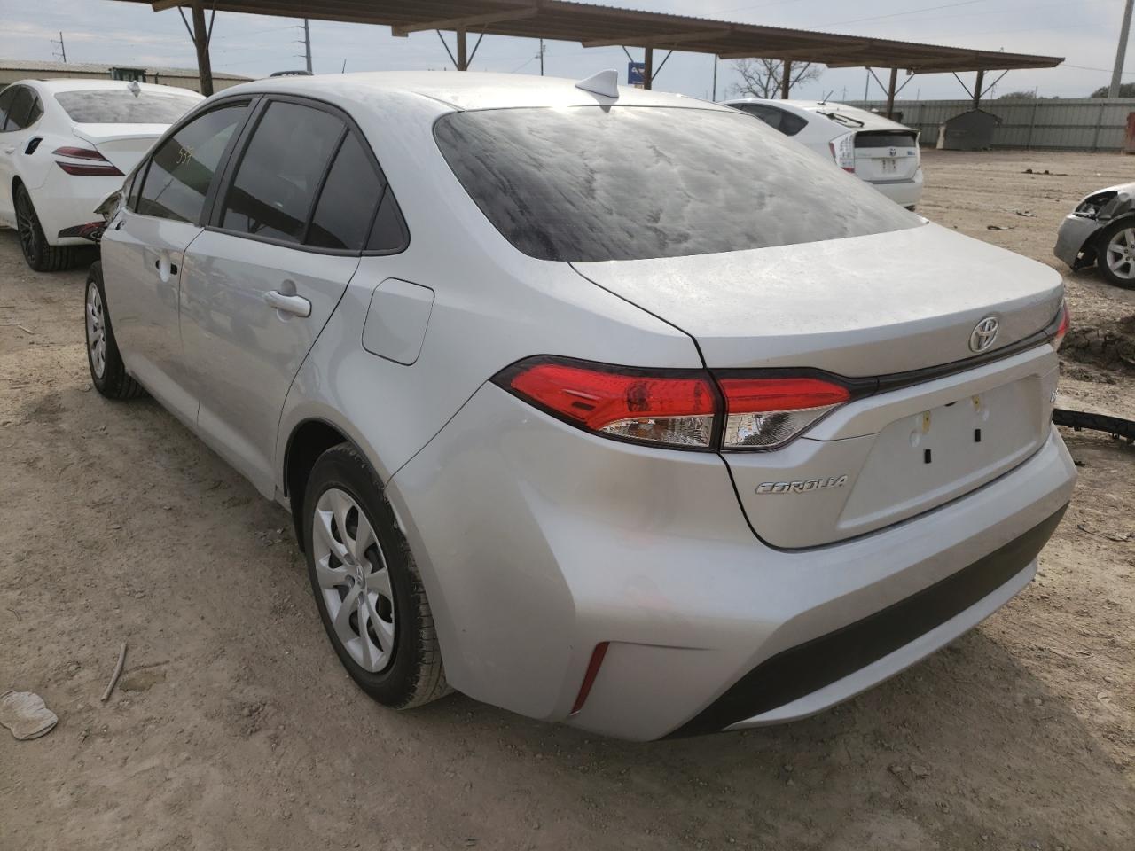 Photo 3 from auction – 2022 TOYOTA COROLLA LE with VIN JTDEPMAEXNJ210772