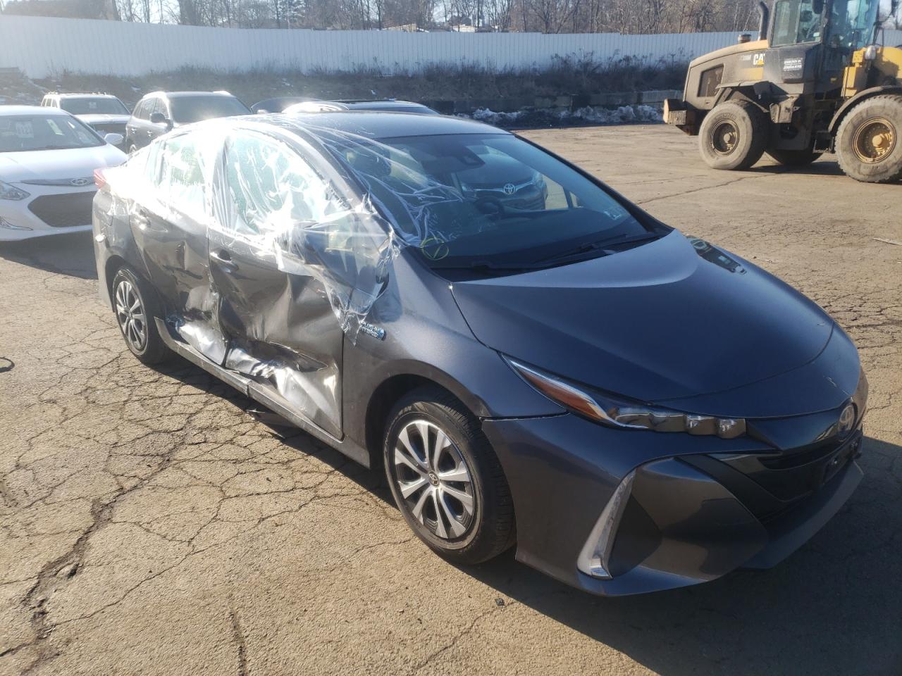 TOYOTA PRIUS PRIM 2021 with VIN JTDKAMFP0M3178741 - Photo from auction