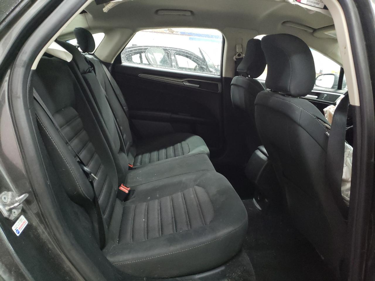Photo 6 from auction – 2017 FORD FUSION SE with VIN 3FA6P0H70HR359518