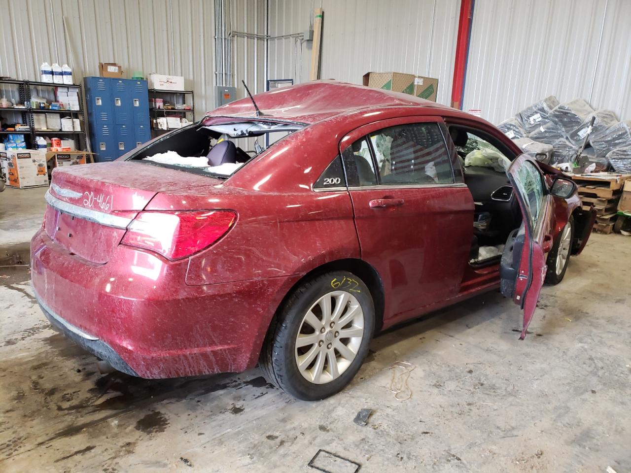 Photo 4 from auction – 2014 CHRYSLER 200 TOURIN with VIN 1C3CCBBBXEN192315