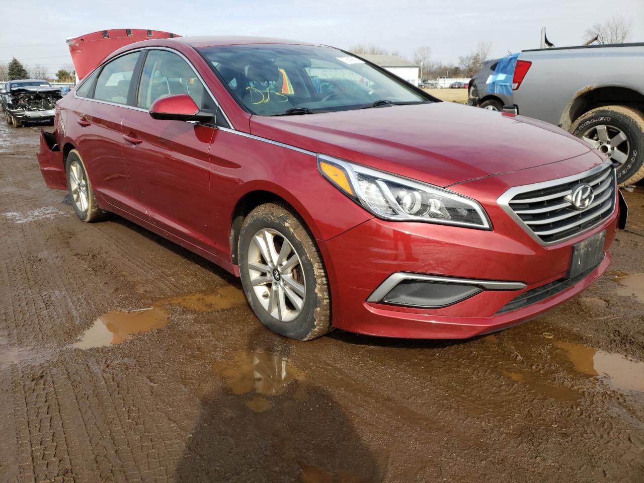 HYUNDAI SONATA SE 2016 with VIN 5NPE24AFXGH280596 - Photo from auction