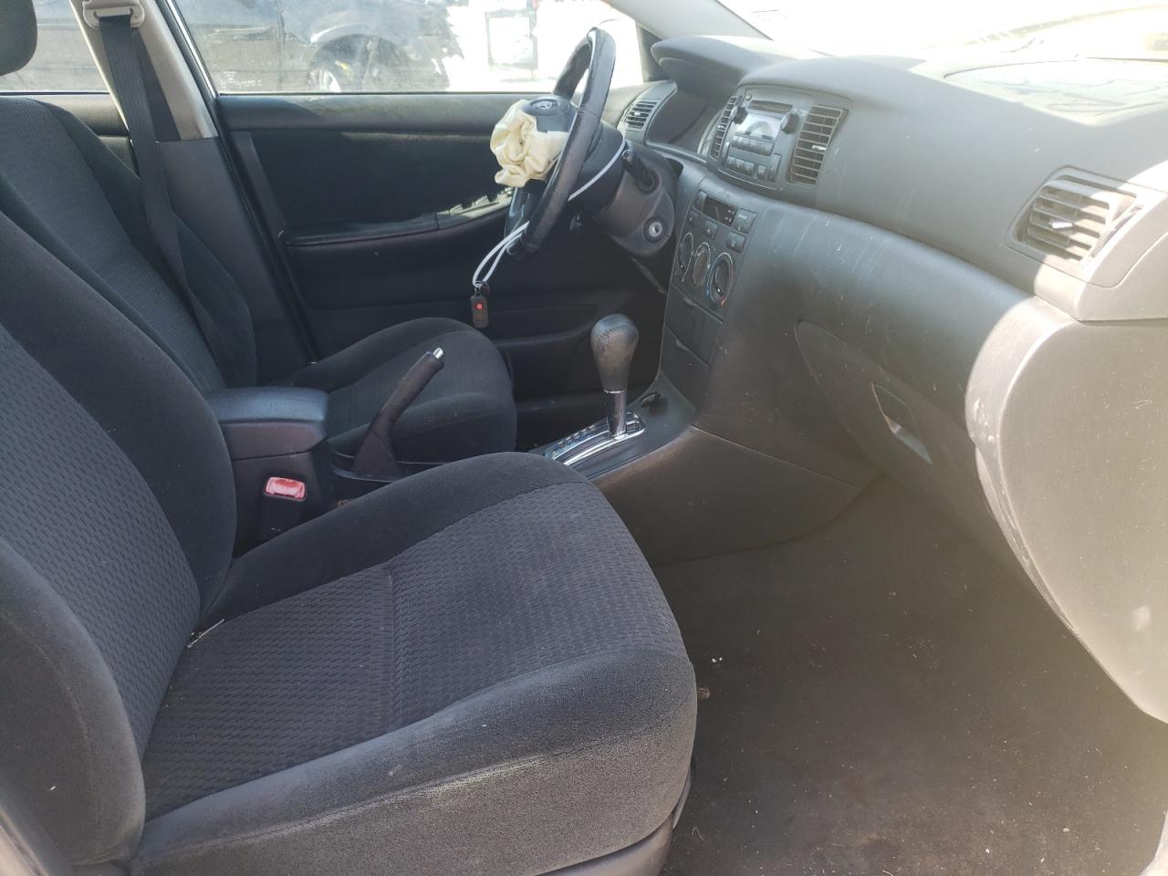 Photo 5 from auction – 2005 TOYOTA COROLLA CE with VIN 1NXBR32E95Z426872
