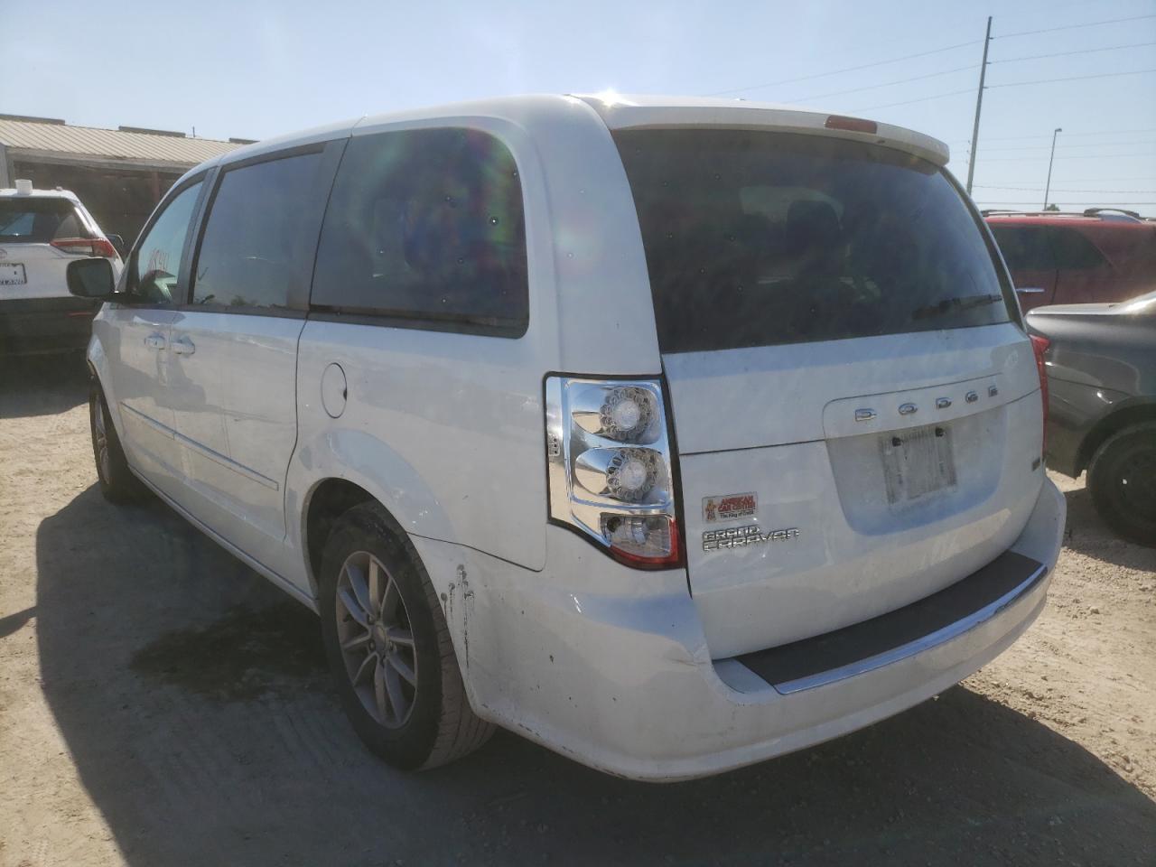 Photo 3 from auction – 2016 DODGE GRAND CARA with VIN 2C4RDGBGXGR363663