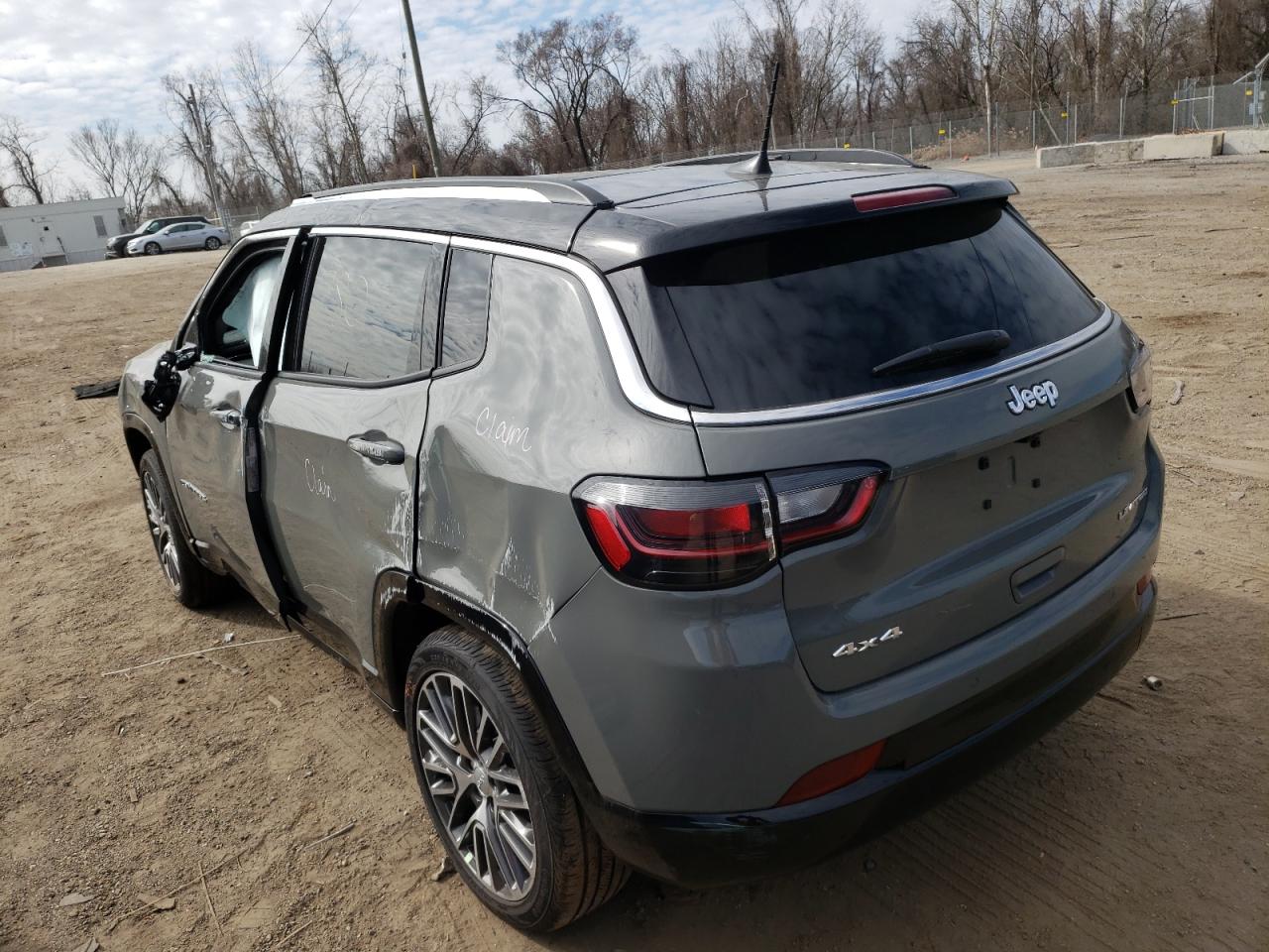 Фото 3 с аукциона – 2022 JEEP COMPASS LI с VIN 3C4NJDCB8NT117360