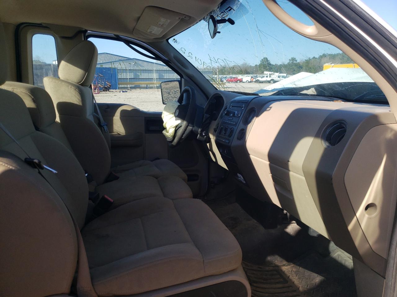 Photo 5 from auction – 2008 FORD F150 with VIN 1FTRF12208KD58595