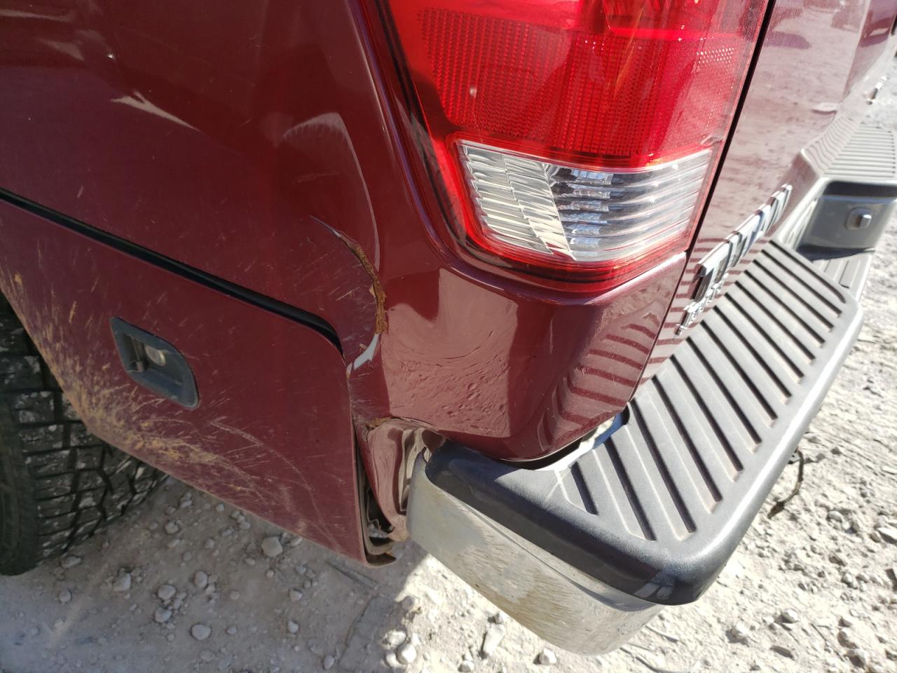 Photo 9 from auction – 2004 NISSAN TITAN XE with VIN 1N6AA06A04N547762
