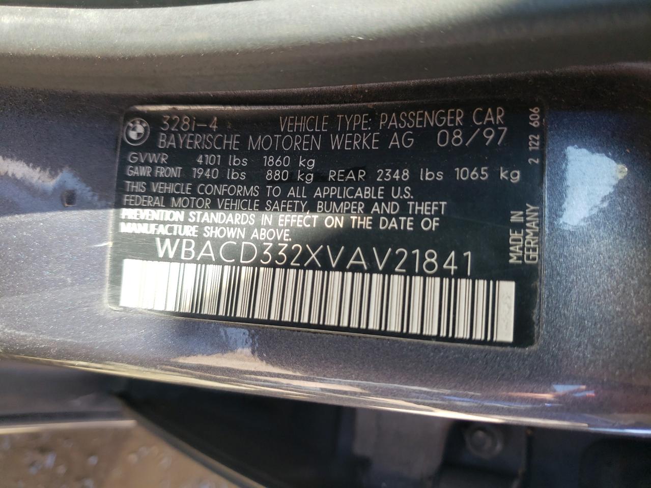 Photo 10 from auction – 1997 BMW 328 I with VIN WBACD332XVAV21841
