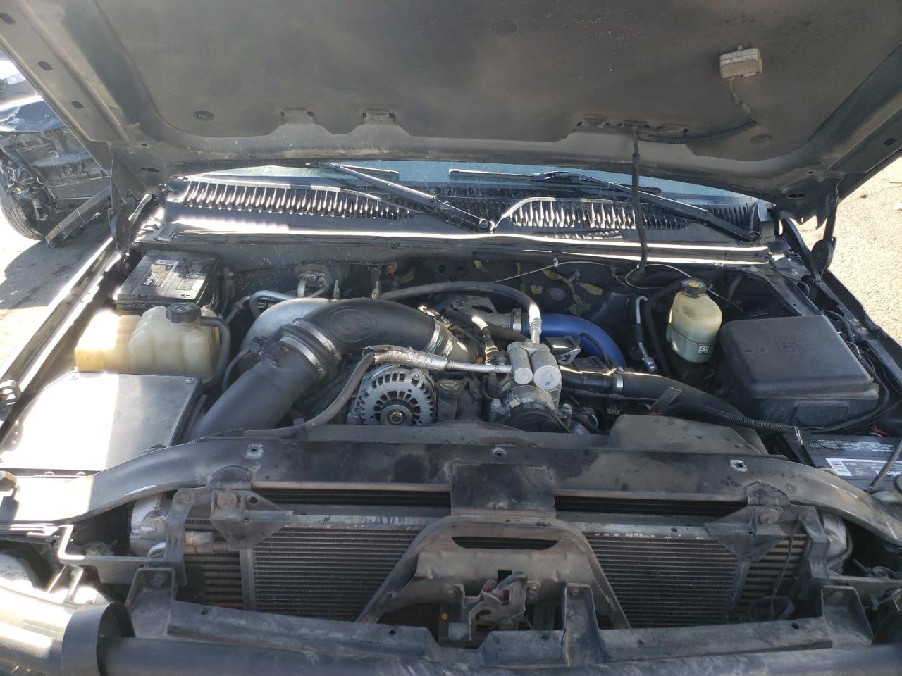 Photo 7 from auction – 2002 CHEVROLET SILVERADO with VIN 1GCHK231X2F223336