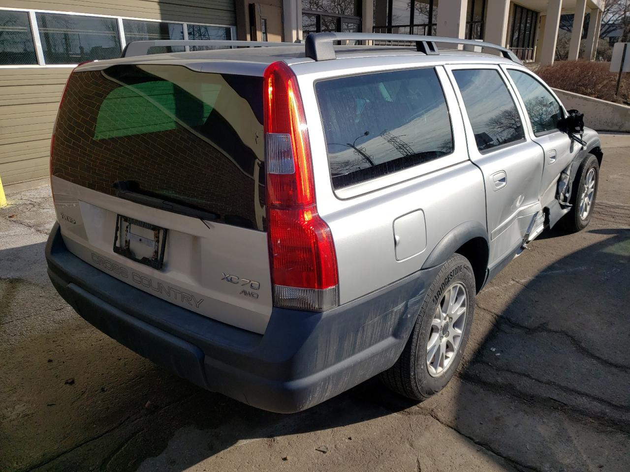 Photo 4 from auction – 2004 VOLVO XC70 with VIN YV1SZ59HX41158909