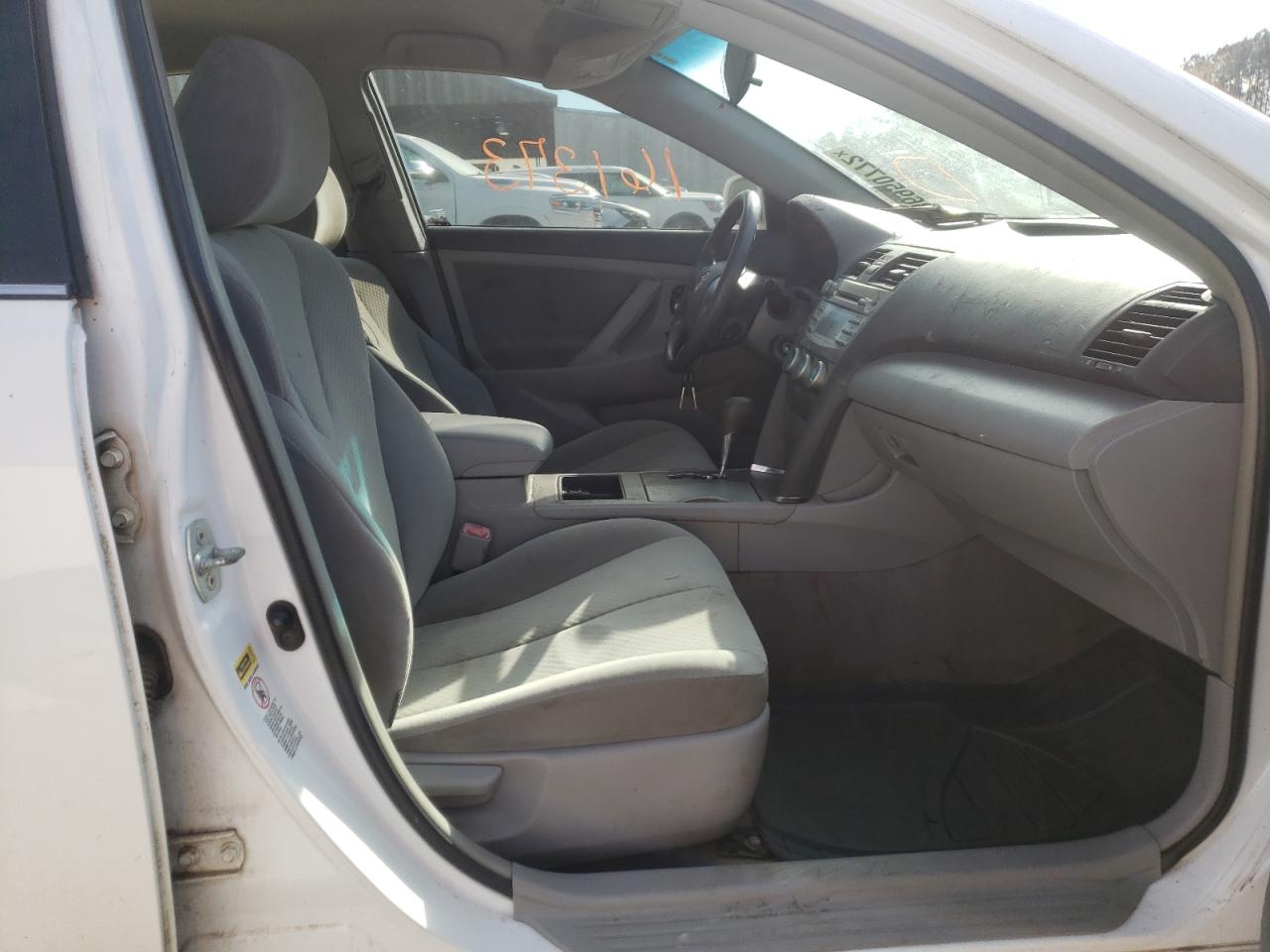 Photo 5 from auction – 2009 TOYOTA CAMRY BASE with VIN 4T1BE46K49U907829
