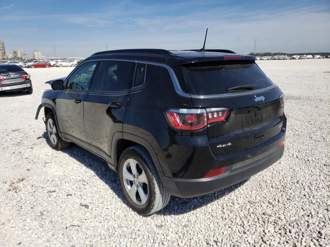 Photo 3 from auction – 2018 JEEP COMPASS LA with VIN 3C4NJDBB2JT423000