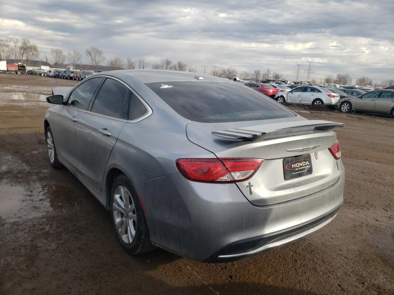 Photo 3 from auction – 2015 CHRYSLER 200 LIMITE with VIN 1C3CCCAB6FN682422