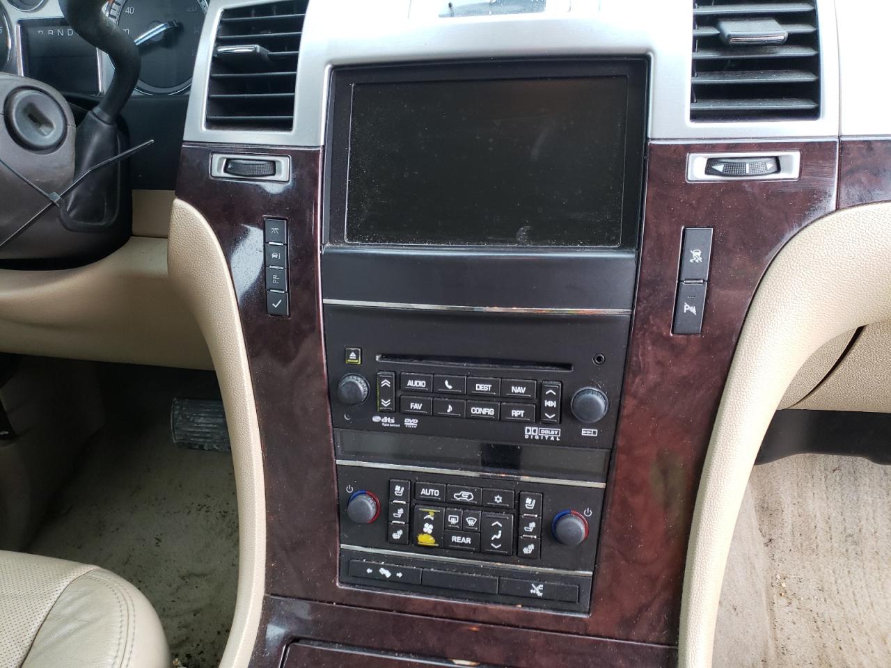 Photo 9 from auction – 2011 CADILLAC ESCALADE E with VIN 1GYS4JEF0BR181996