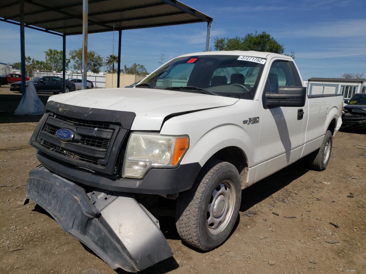 Photo 2 from auction – 2013 FORD F150 with VIN 1FTMF1CM9DKE51684