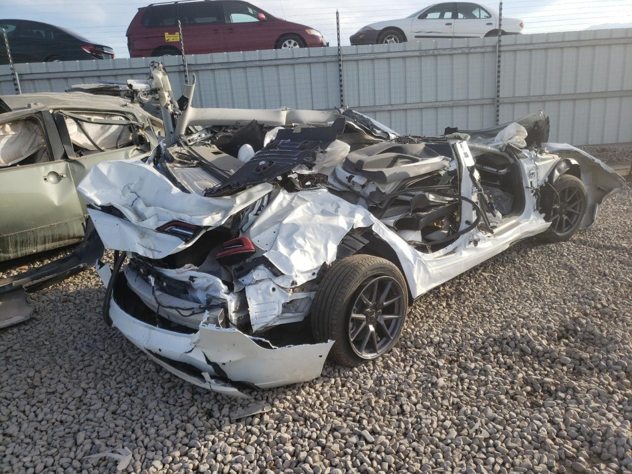 Photo 4 from auction – 2021 TESLA MODEL 3 with VIN 5YJ3E1EB7MF051081