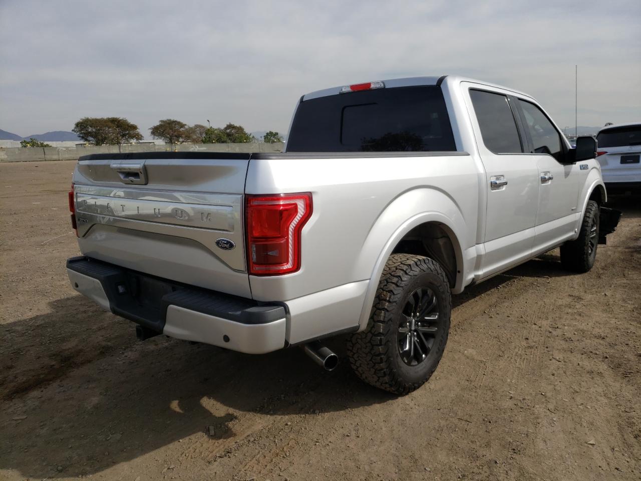 Photo 4 from auction – 2017 FORD F150 SUPER with VIN 1FTEW1EG7HFA66912
