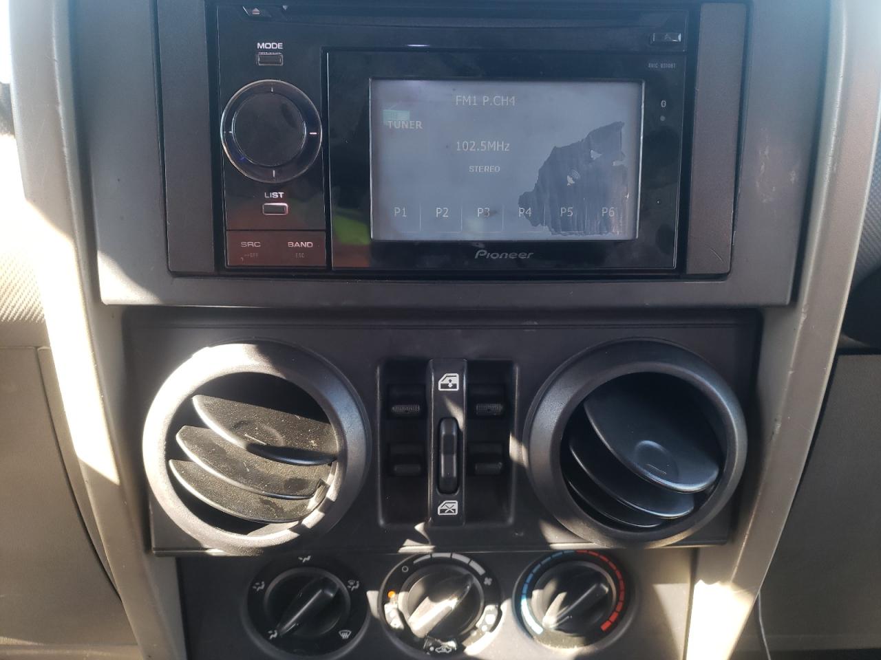 Photo 9 from auction – 2007 JEEP WRANGLER S with VIN 1J4GA59177L121972