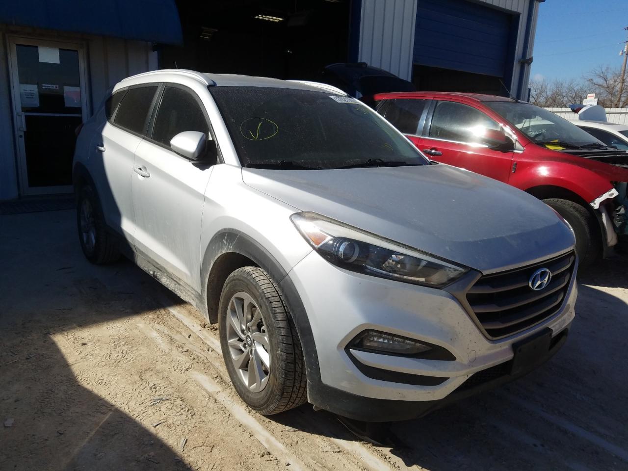 Photo 1 from auction – 2016 HYUNDAI TUCSON LIM with VIN KM8J33A44GU125368