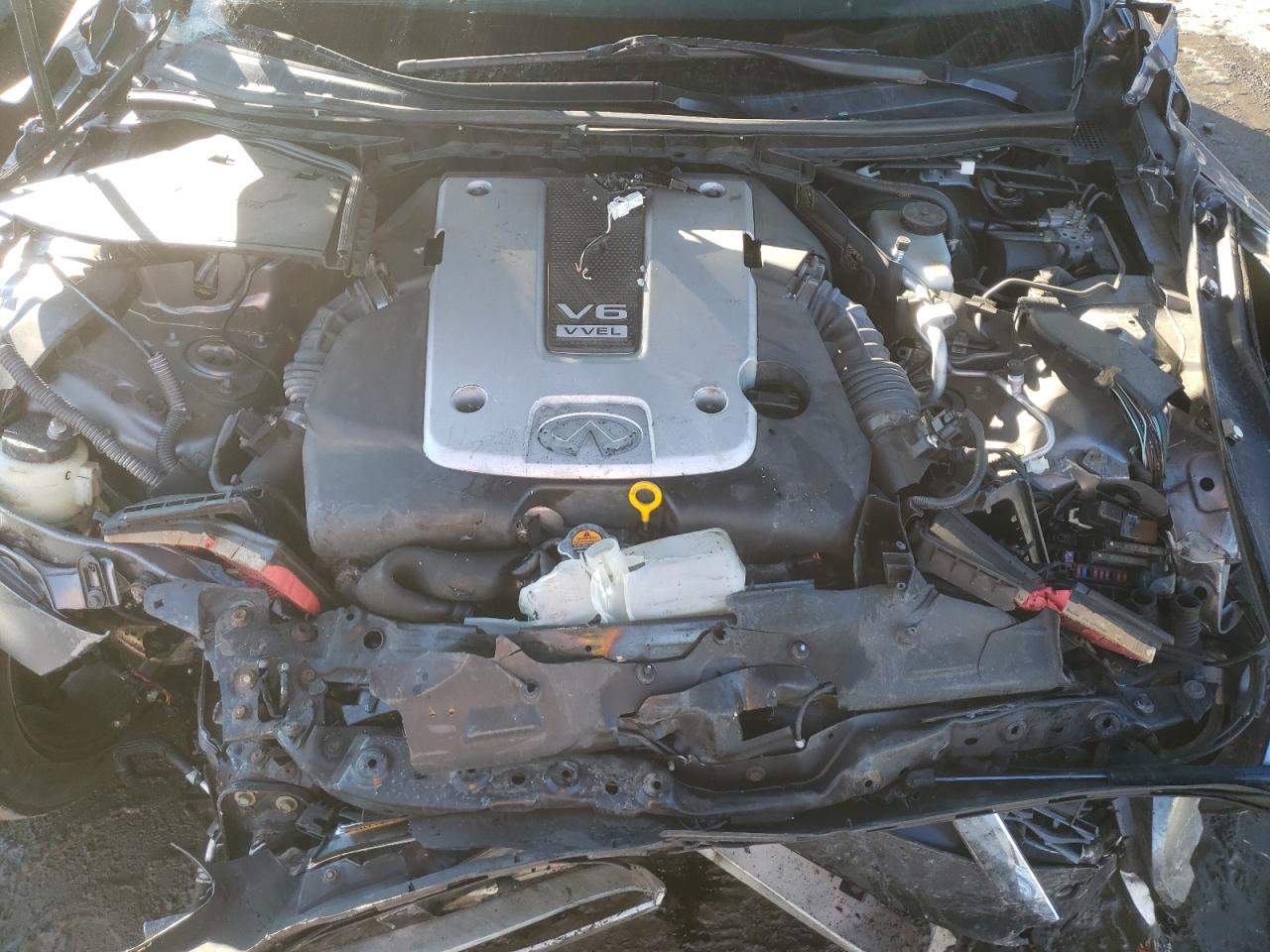Photo 7 from auction – 2015 INFINITI Q50 BASE with VIN JN1BV7AR9FM410655