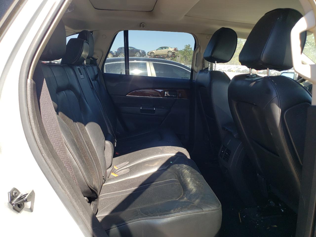 Foto 6 de la subasta – 2013 LINCOLN MKX con VIN 2LMDJ6JK2DBL08647