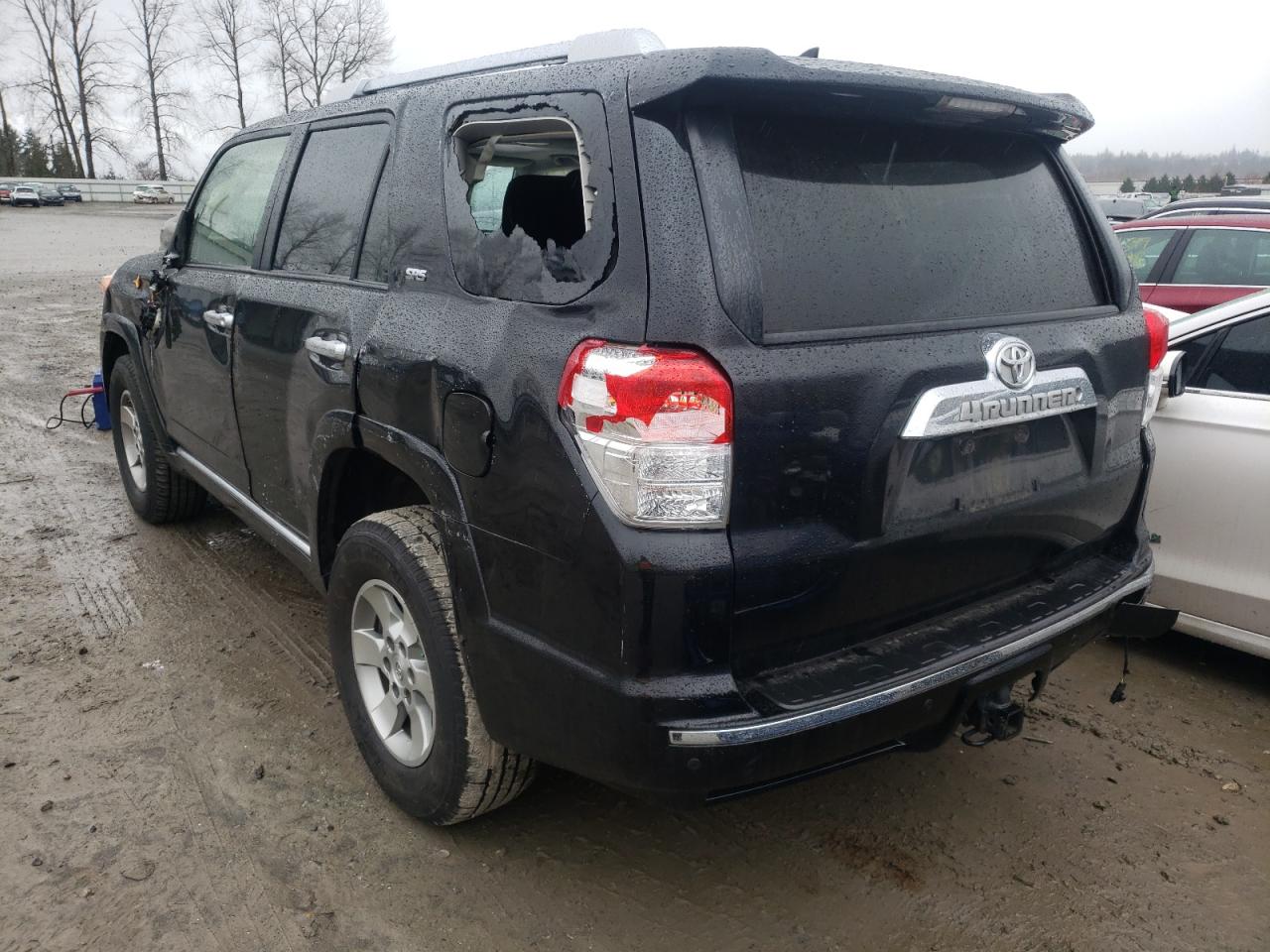 Photo 3 from auction – 2013 TOYOTA 4RUNNER SR with VIN JTEBU5JR1D5128713