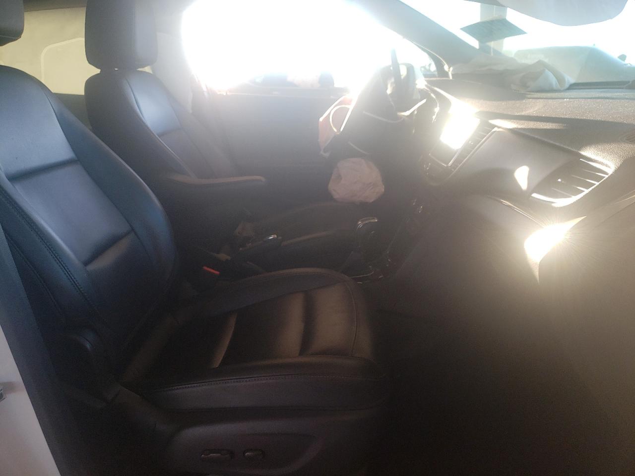 Photo 5 from auction – 2017 BUICK ENCORE ESS with VIN KL4CJCSB1HB252456