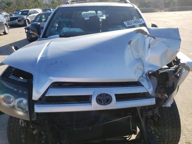 صورة رقم 7 من المزاد - 2003 TOYOTA 4RUNNER SR مع VIN JTEBT14R838003504