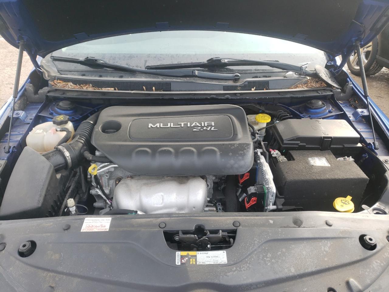 Photo 7 from auction – 2015 CHRYSLER 200 LIMITE with VIN 1C3CCCAB1FN563189