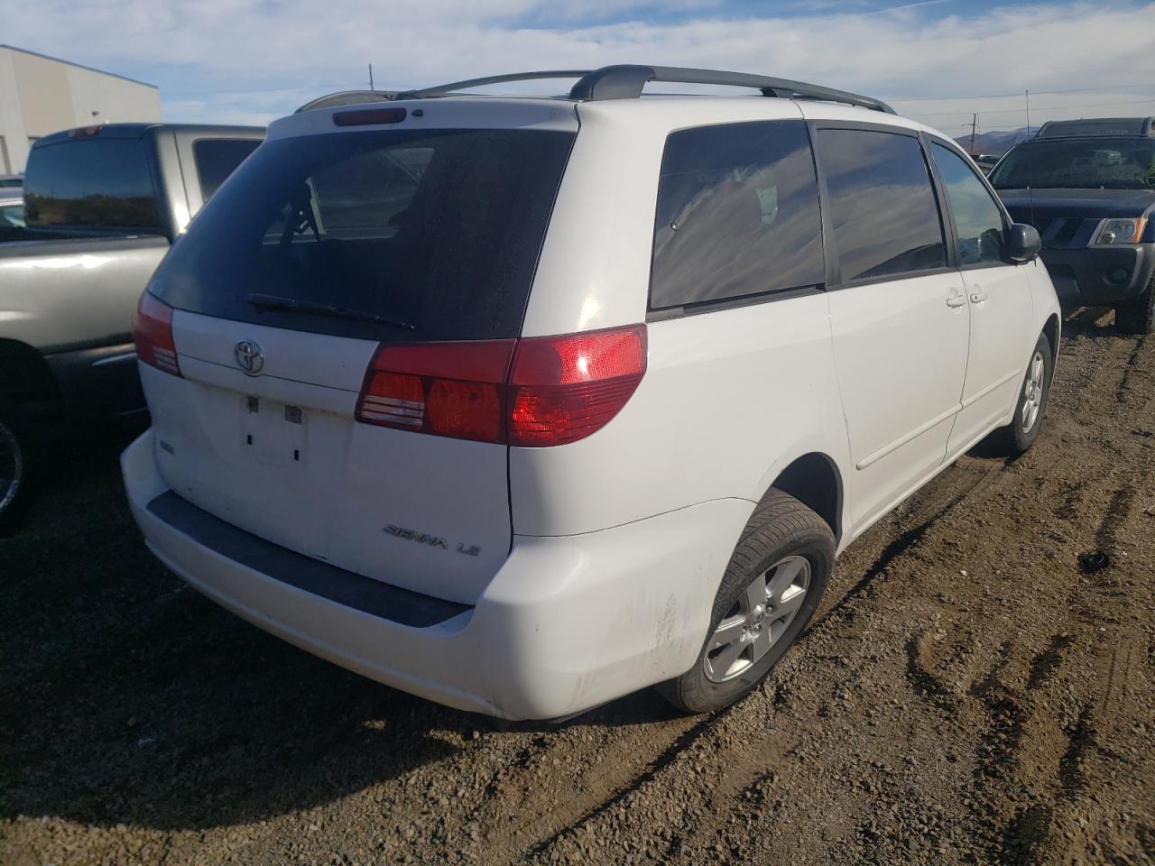 Photo 4 from auction – 2005 TOYOTA SIENNA CE with VIN 5TDZA23CX5S358409