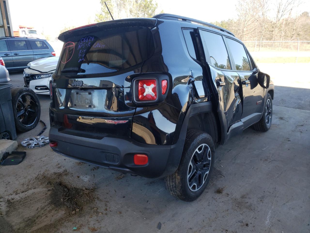 Photo 4 from auction – 2017 JEEP RENEGADE T with VIN ZACCJBCB6HPG61122