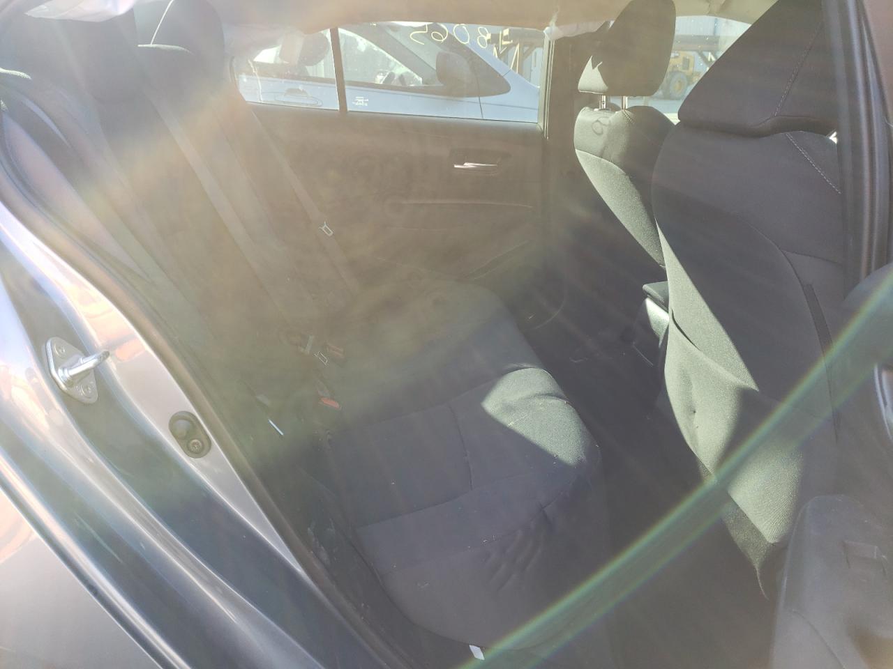 Photo 6 from auction – 2020 TOYOTA COROLLA LE with VIN 5YFEPRAE6LP103658