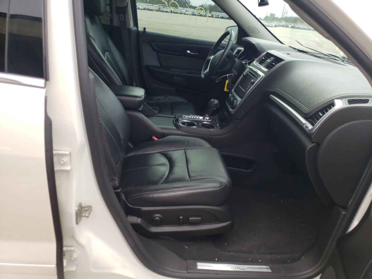 Photo 5 from auction – 2014 GMC ACADIA SLT with VIN 1GKKRRKD8EJ316271