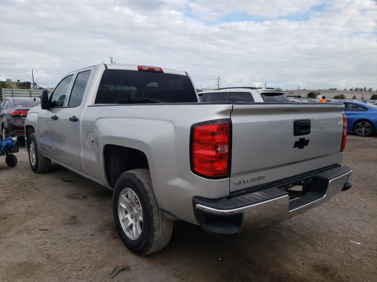 Photo 3 from auction – 2014 CHEVROLET SILVERADO with VIN 1GCRCREH4EZ337579