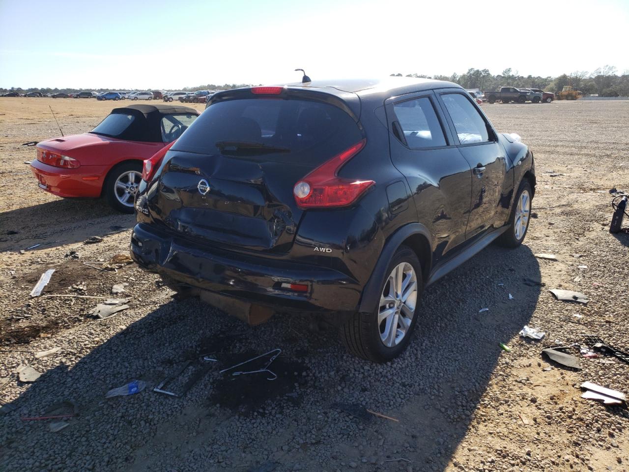 Photo 4 from auction – 2011 NISSAN JUKE S with VIN JN8AF5MVXBT005119
