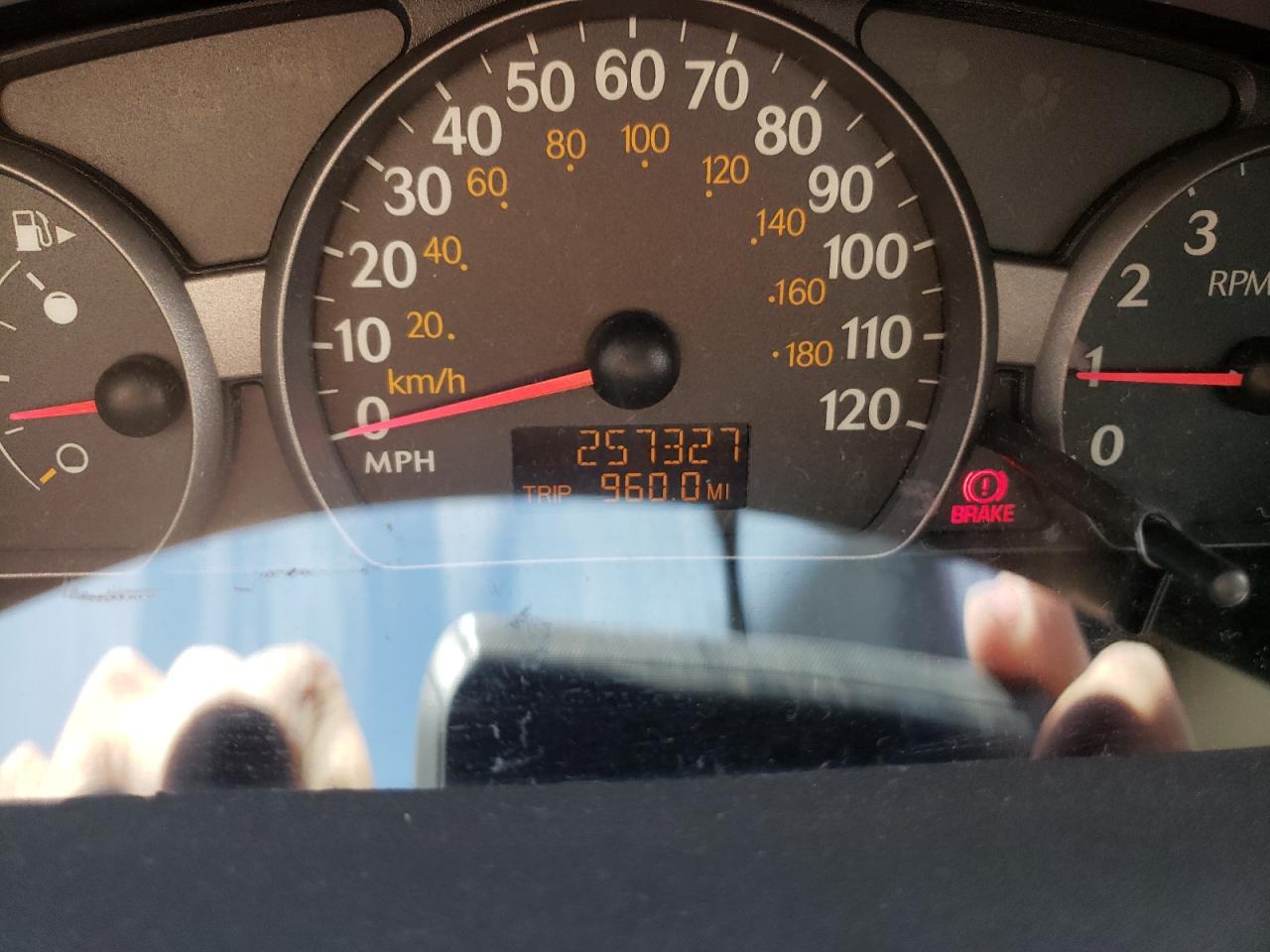Photo 8 from auction – 2003 SATURN ION LEVEL with VIN 1G8AG52F33Z101087