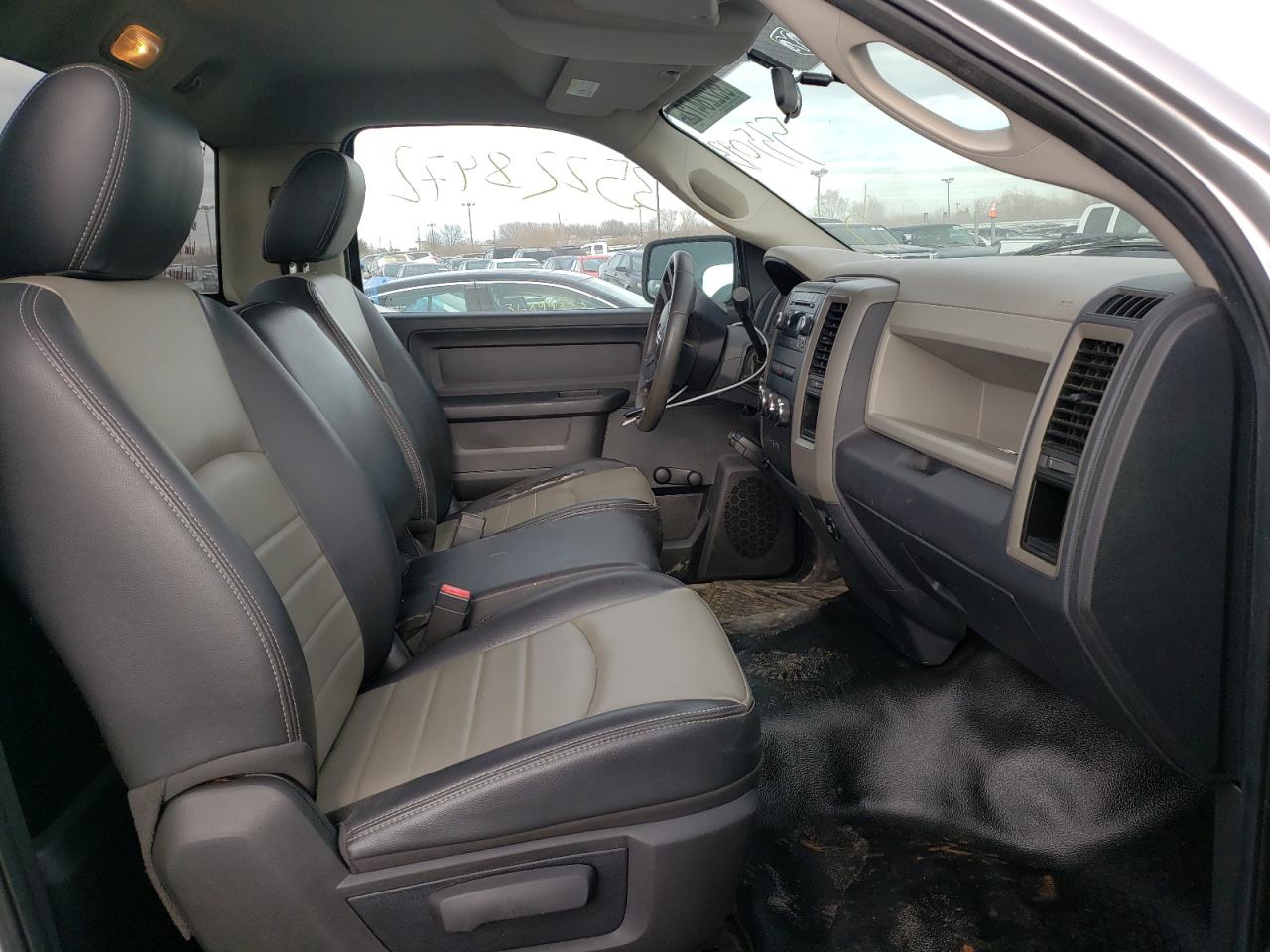 Photo 5 from auction – 2011 DODGE RAM 1500 with VIN 3D7JV1EP2BG535093