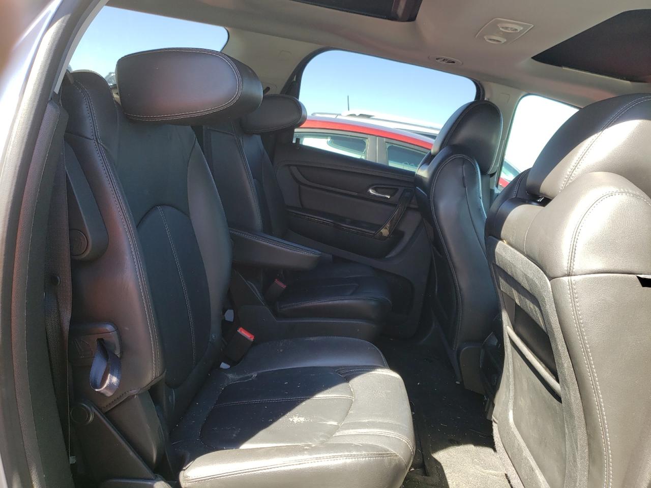 Photo 6 from auction – 2015 GMC ACADIA SLT with VIN 1GKKRRKD2FJ153960