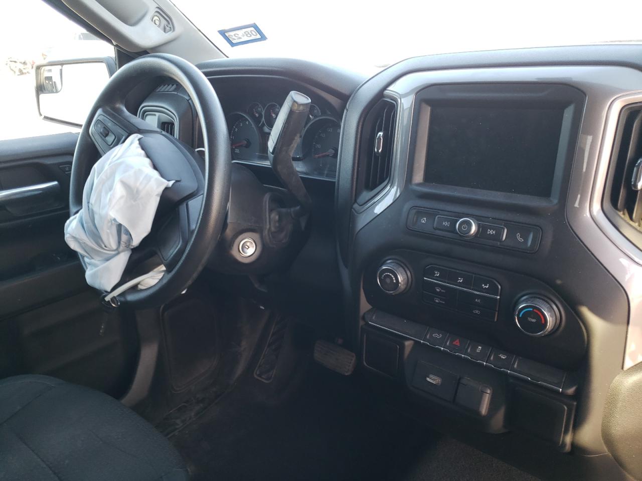 Photo 9 from auction – 2019 CHEVROLET SILVERADO with VIN 1GCPWBEH1KZ320529