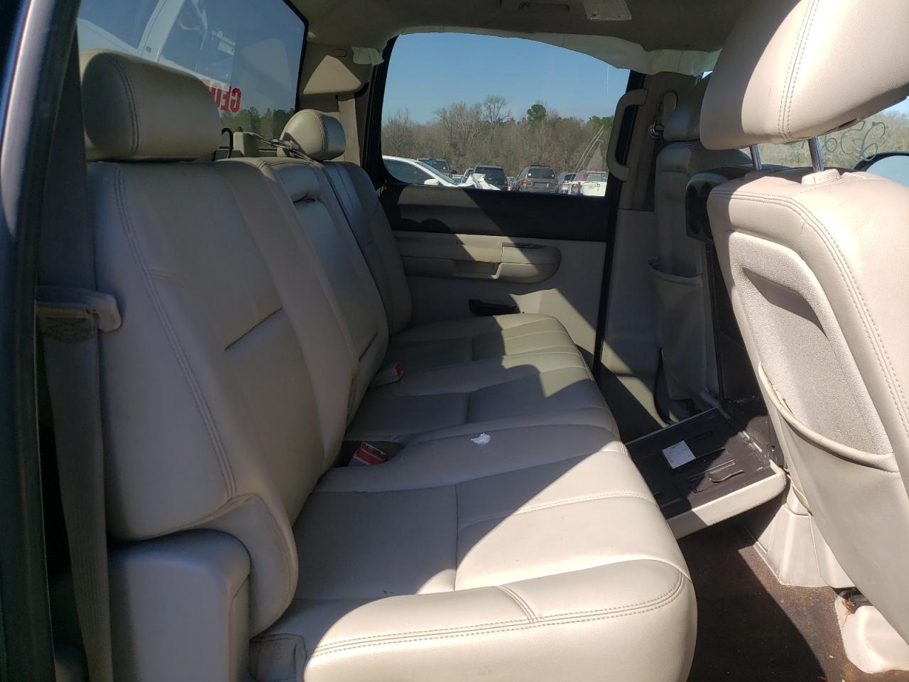 Photo 6 from auction – 2010 CHEVROLET SILVERADO with VIN 3GCRKSE31AG297972